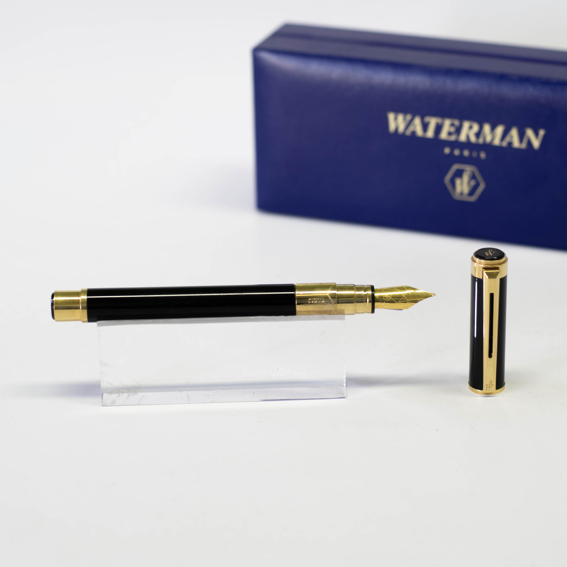 خودنویس واترمن پرسپکتیو مشکی گیره طلایی خودنویس واترمن پرسپکتیو مشکی گیره طلایی